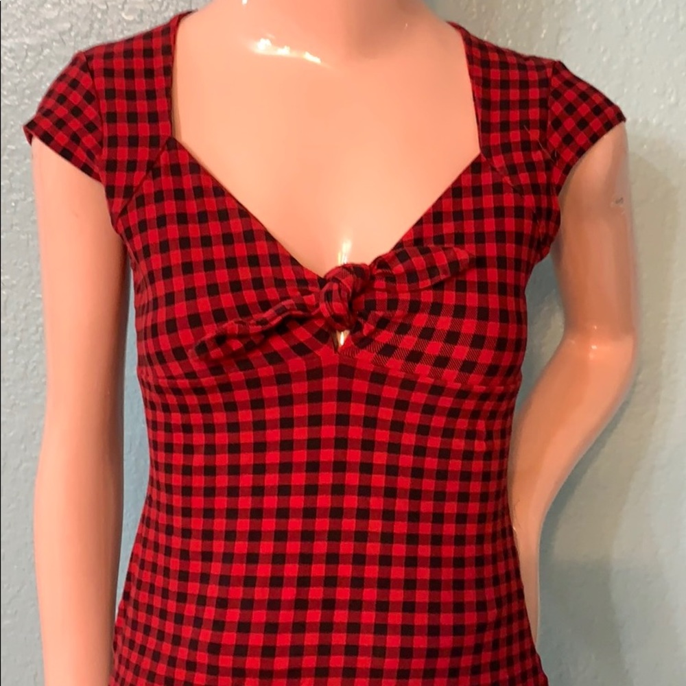 Tie front top